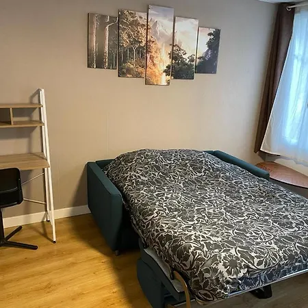 Joli Studio En Dernier Etage * بولونِ بييانكور